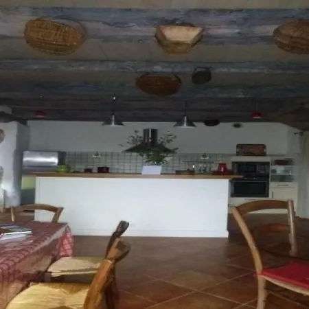 House La Maison De Marie Vigne * Memerlin