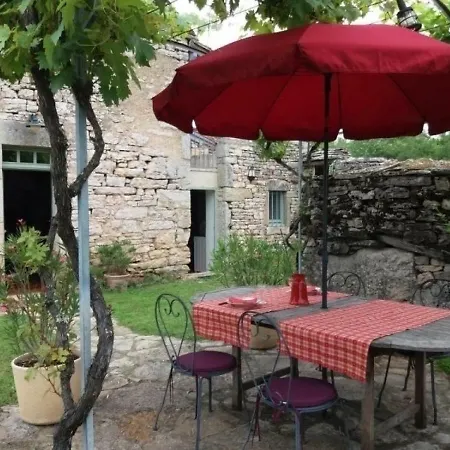 House La Maison De Marie Vigne Casa vacanze Memerlin