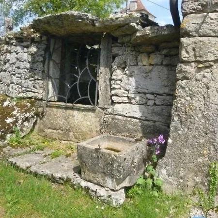 House La Maison De Marie Vigne Memerlin